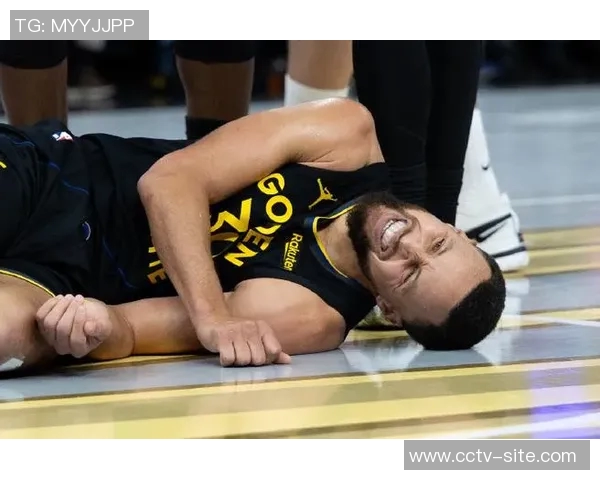 库里谈腿部恢复情况疼痛和耐受力仍需克服